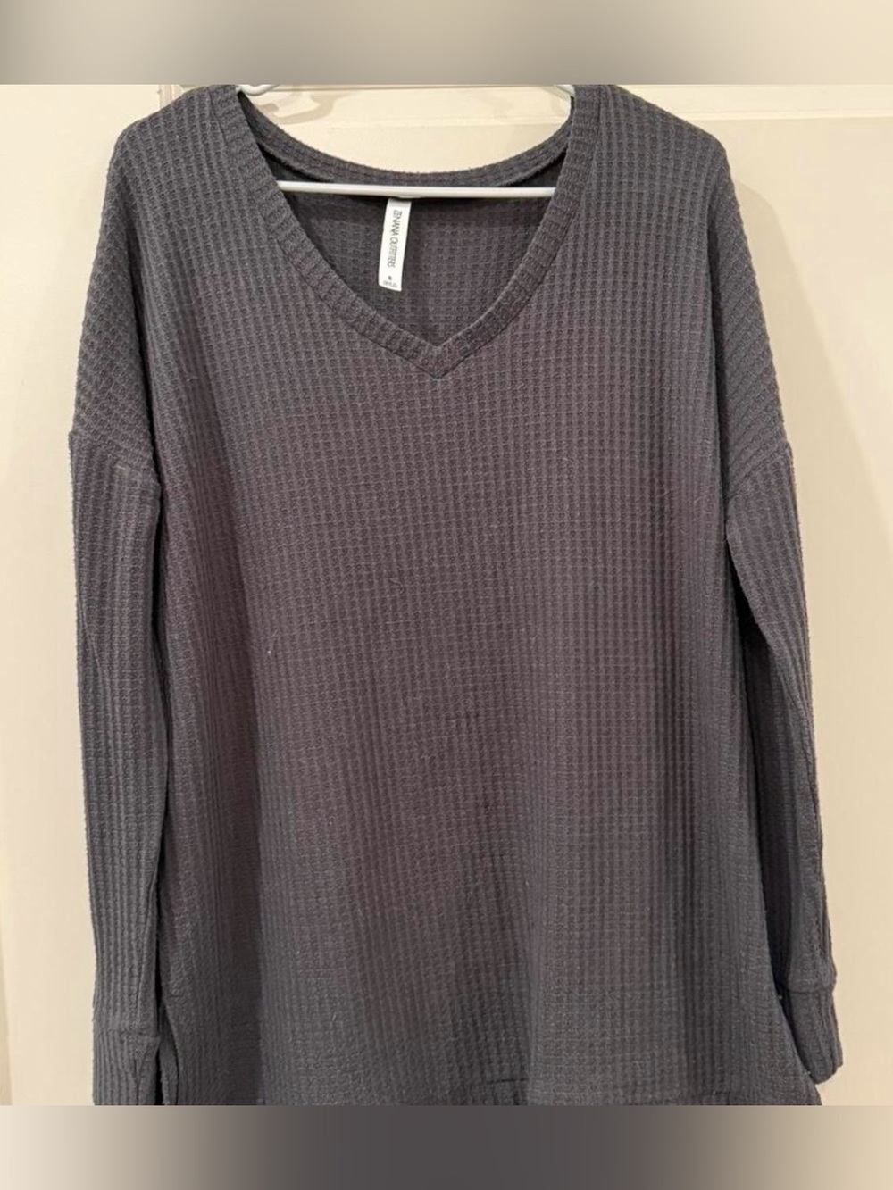 Cozy Waffle Knit V-Neck Long Sleeve Top - Dark Gray